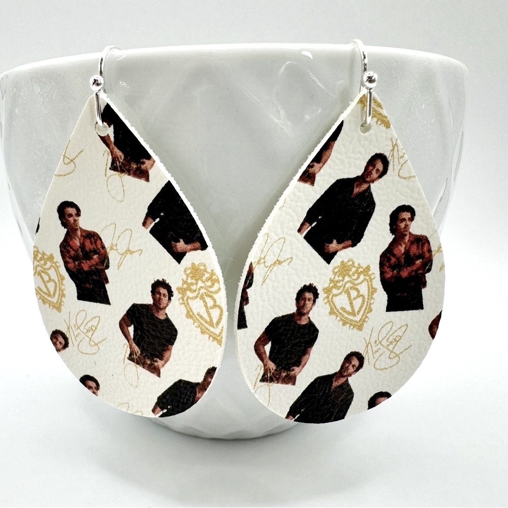 🎤🎶🎸Jonas Brothers teardrop earrings, vegan leather, lightweight, handmade